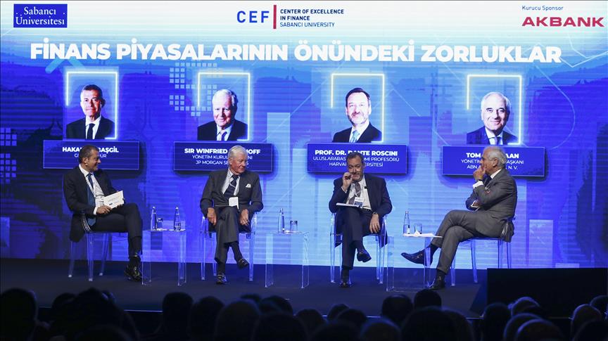 Sabancı Üniversitesi'nin konferansında yabancılar Türkiye ekonomisini yorumladı