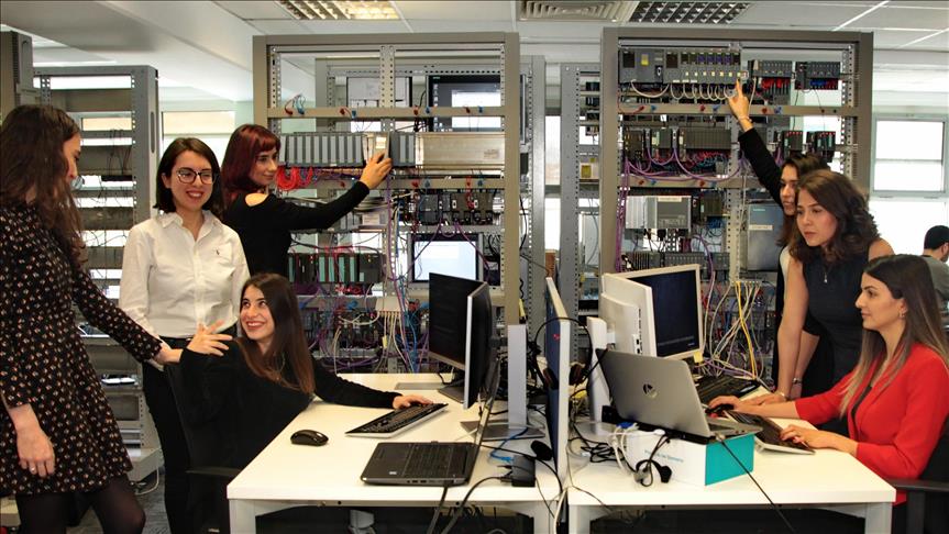 Siemens Türkiye, kadın mühendis ve yönetici oranını artıracak