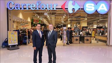 Metropol İstanbul CarrefourSA Hiper, Ataşehir'de açıldı