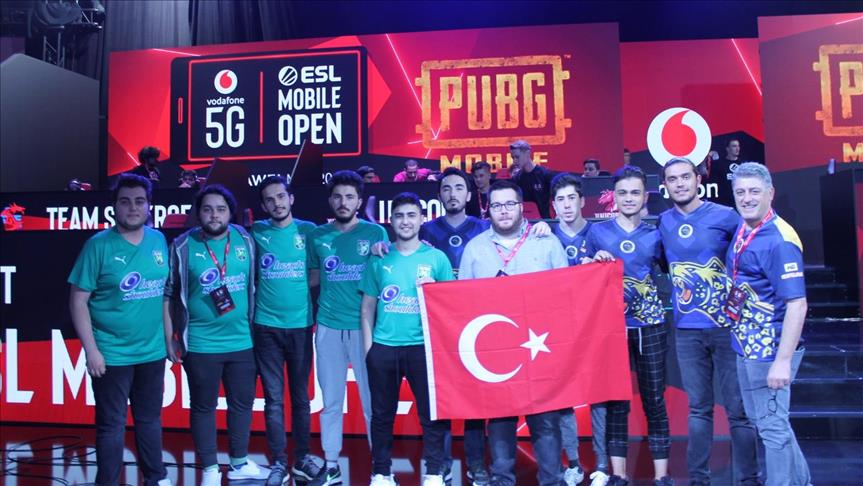 "Vodafone 5G ESL Mobile Open"da Türk takım şampiyon oldu