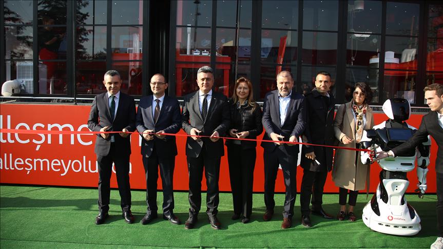 Vodafone Business Dijitalleşme Tırı başkentte