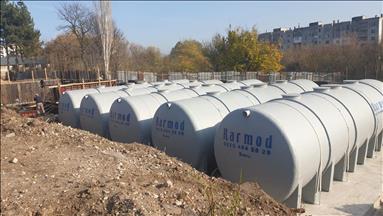 Karmod’dan Harmanlı Mülteci Kampı’na 400 tonluk fiberglas su tankı