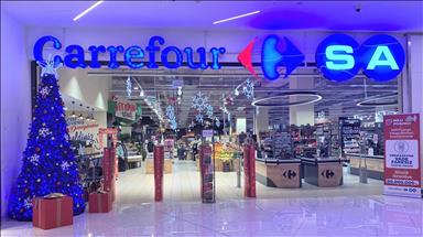 CarrefourSA marketlerini yılbaşı heyecanı sardı 