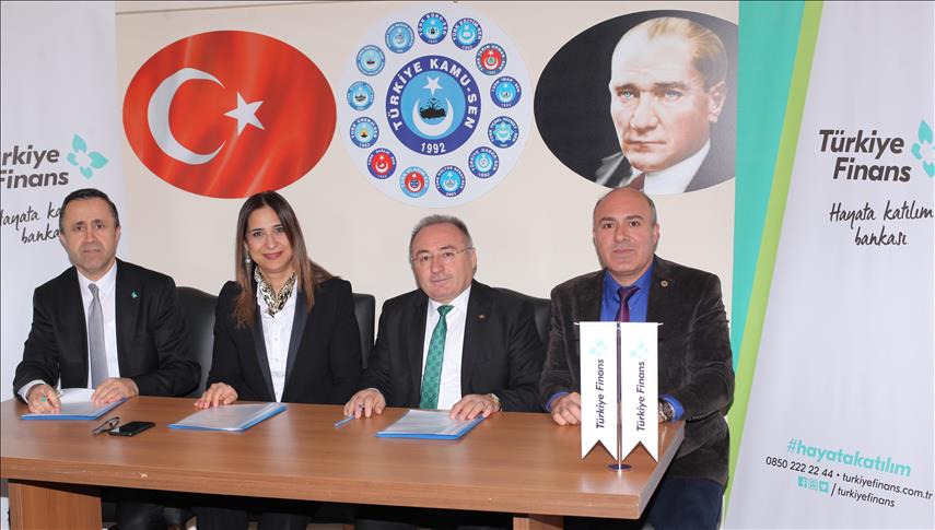 Türkiye Finans ile Kamu-Sen İzmir İl Temsilciliği arasında protokol imzalandı 