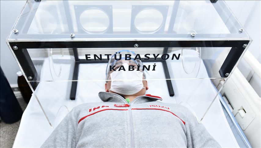 Anadolu Isuzu'dan entübasyon ve biyolojik numune alma kabini  teslimatı