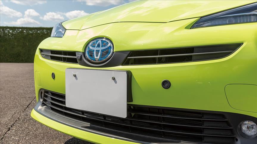 Toyota'dan "kontrolsüz hızlanma kazalarını" önlemeye yönelik yeni sistem