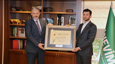 MÜSİAD Başkanı Kaan'dan Eminevim'e ziyaret 