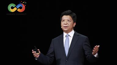 Huawei CEO'su Ping: "Teknolojide sinerji ile yeni değer yaratmalıyız"