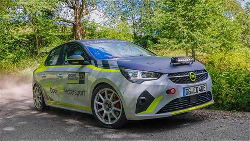 Opel Corsa-e Ralli "Önce Güvenlik" sloganı ile yola çıkıyor