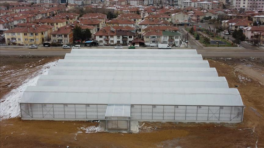 Keçiören'deki modern seraya akıllı iklimlendirme sistemi