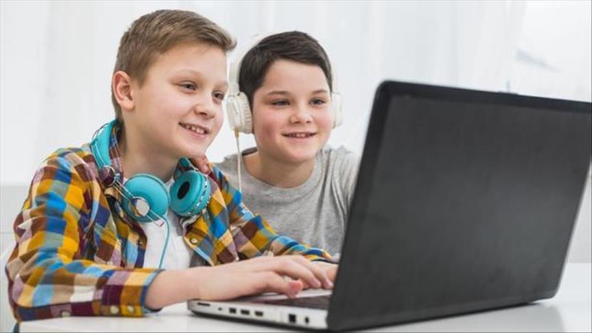 Çocuklar tatil döneminde internette en çok Minecraft oyununu aradı