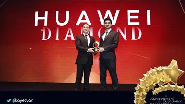 Huawei, en iyi müşteri deneyimi sunan cep telefonu markası seçildi