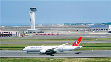 İstanbul Havalimanı, 3 günde 100 bin yolcuya ev sahipliği yaptı