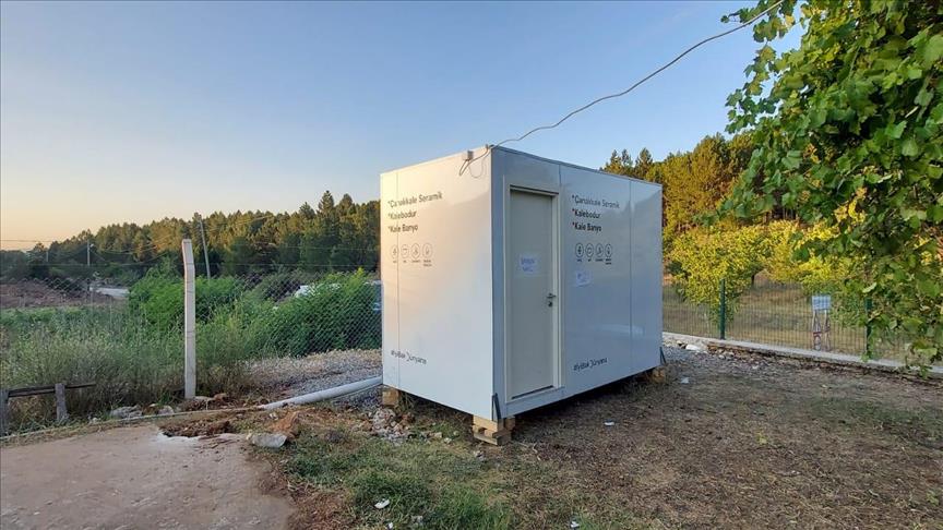 Kaleseramik'ten Antalya ve Muğla'daki afet bölgelerine tam donanımlı özel konteyner banyo