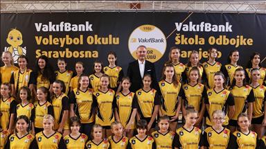 VakıfBank Spor Kulübü'nden Saraybosna Voleybol Okulu'na ziyaret