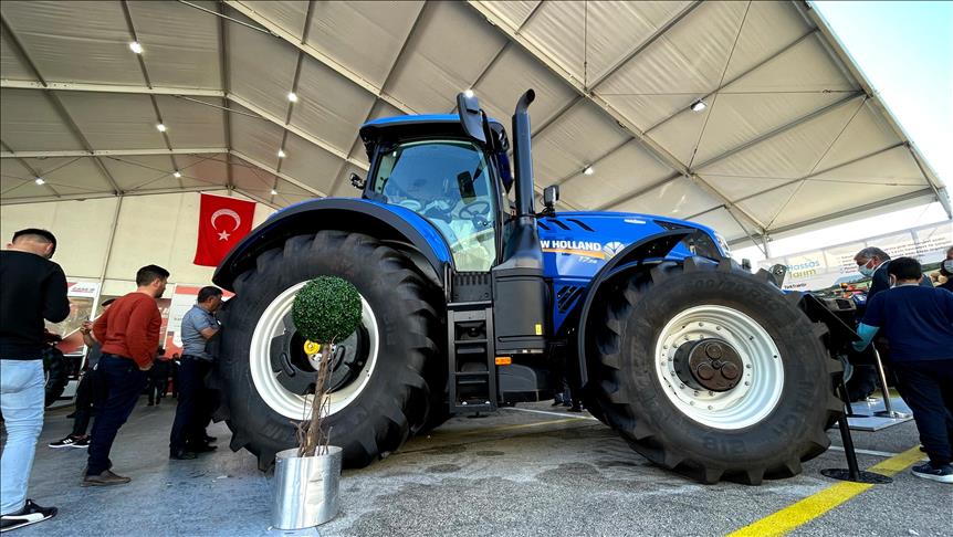 TürkTraktör'ün son model ürünleri Adana Uluslararası Tarım Fuarı'nda
