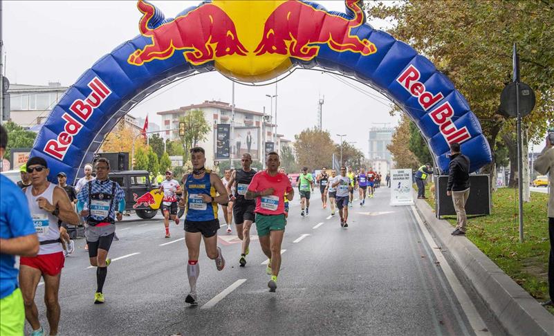 Red Bull Challengers N Kolay İstanbul Maratonu'nda şehre izini bıraktı