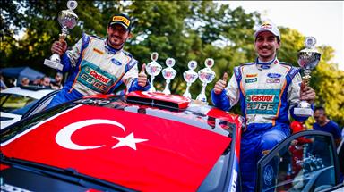 Avrupa Ralli Kupası şampiyonu Castrol Ford Team Türkiye, yurda döndü