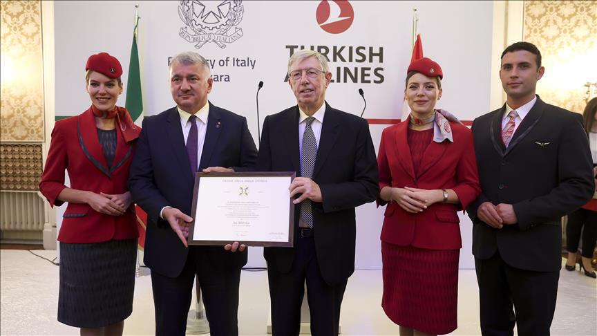 İtalya'dan THY Genel Müdürü Ekşi'ye "İtalya'nın Yıldız Nişanı Şövalyesi" nişanı