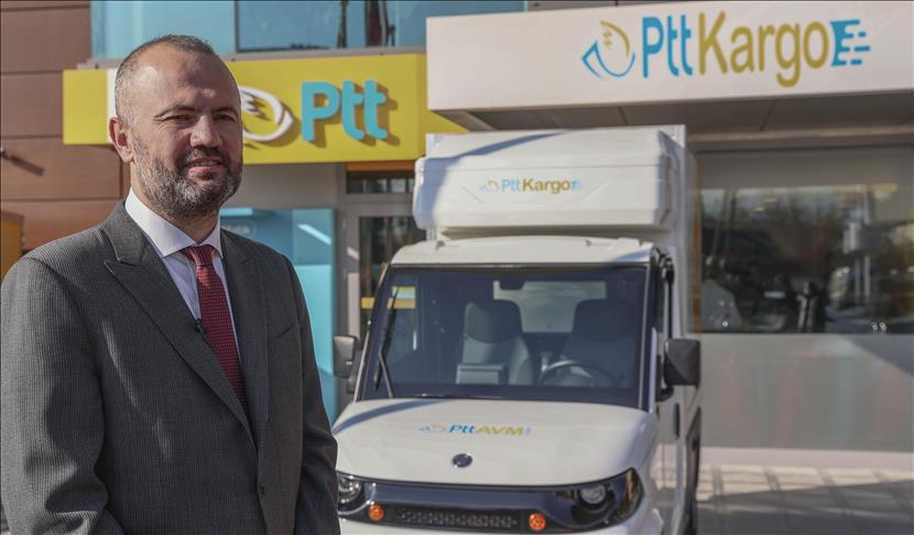 PTT'nin "elektrikli dağıtım araçları" Ankara'da hizmet vermeye başladı