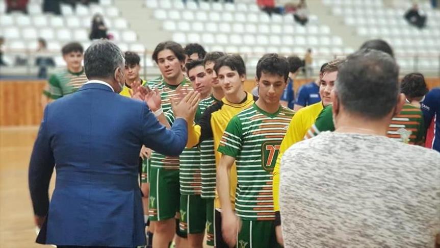 İTÜ ETA Vakfı Doğa Koleji,İstanbul liselerarası hentbol şampiyonu oldu