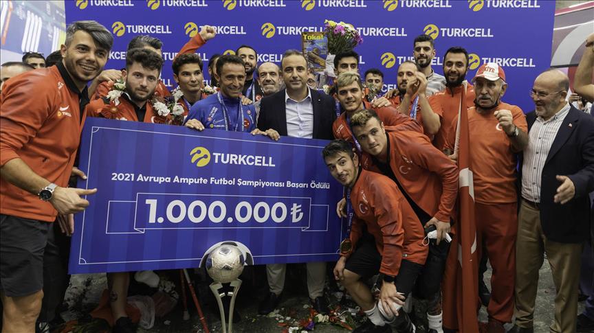 Turkcell'in desteklediği milli sporculardan 2021 yılında 486 madalya