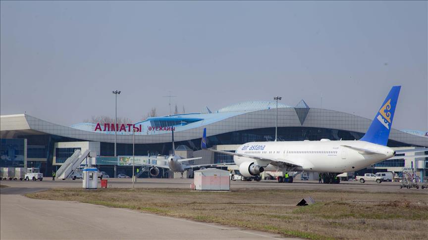 Almatı Havalimanı bu sabah uçuşlara açıldı