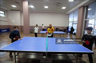 Bağcılar'da çocuklar için ücretsiz masa tenisi kursu açıldı