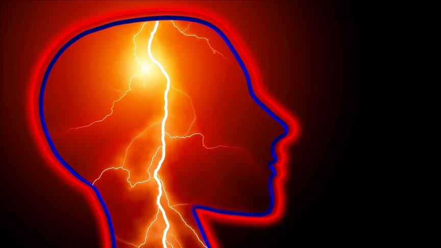 Vücutta ani kasılmalar epilepsi habercisi olabilir