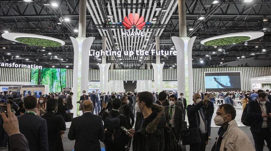 Huawei, yenilikçi iş planı "Rehber"i Mobil Dünya Kongresi'nde duyurdu
