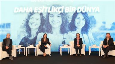 İş Portföy İş'te Kadın Hisse Senedi Fonu'na 1.800 yatırımcı katıldı
