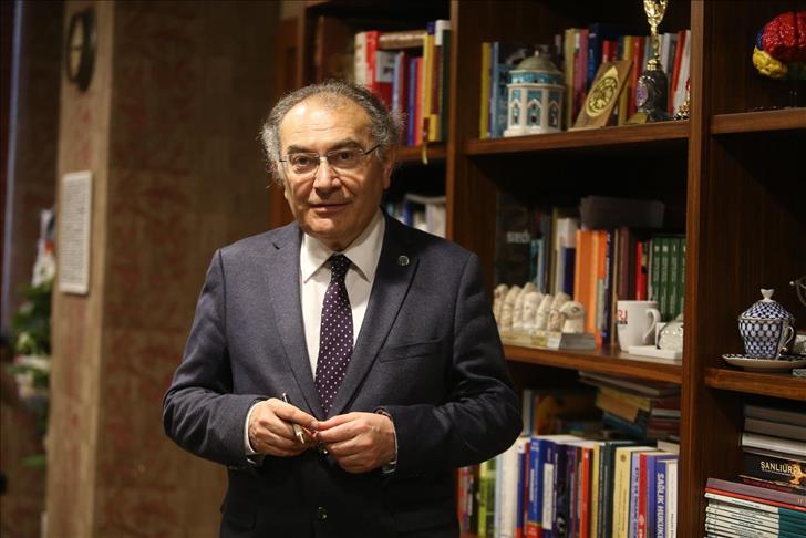 Üsküdar Üniversitesi Kurucu Rektörü Tarhan'dan tercih yapacak adaylara uyarılar: