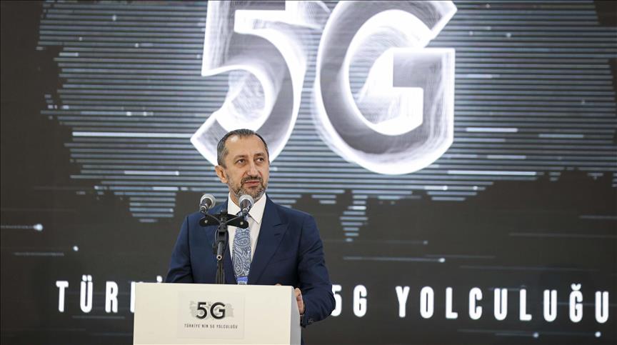 Türk Telekom CEO'su Ümit Önal: 5G’nin yol haritasının çizilmesinde aktif roller üstleniyoruz
