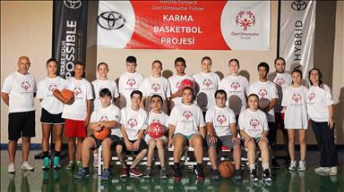 Toyota ile Özel Olimpiyatlar Türkiye Karma Basketbol Takım antrenmanı