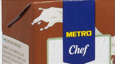 Metro Chef Veggie bademli ve fındıklı içecekler raflarda