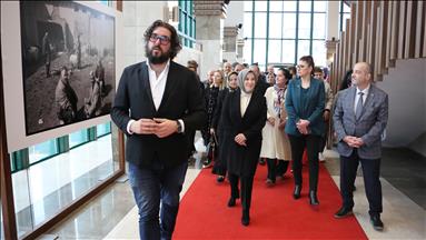 Kökler sergisi Hasan Kalyoncu Üniversitesi'nde açıldı