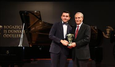IC Holding Yönetim Kurulu Başkanı Çeçen'e, "Hayat Boyu Başarı Ödülü"