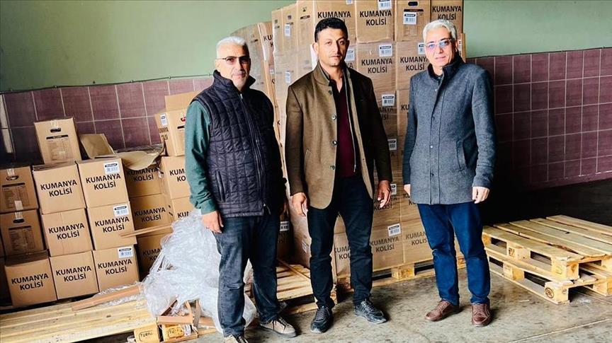 Türkiye Lokantacılar ve Pastacılar Federasyonu ile Yemeksepeti, deprem bölgesinde koli dağıtıyor