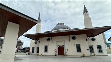 Akkuş Gayrimenkul'ün inşa ettiği Hacı Naif Akkuş Camisi ibadete açıldı