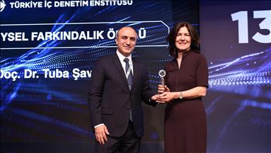 Yeditepe Üniversitesi'ne "İç Denetimde Farkındalık" ödülü