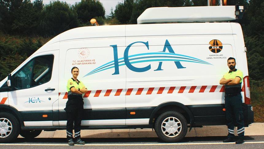 ICA'dan otoyol çalışanlarına karşı yol güvenliği uyarısı