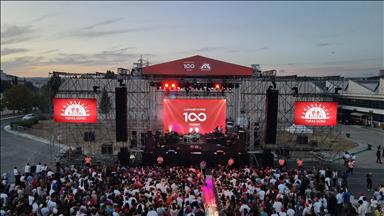 Tofaş, 15 bin kişiyle Cumhuriyet’in 100'üncü Yılı'nı kutladı