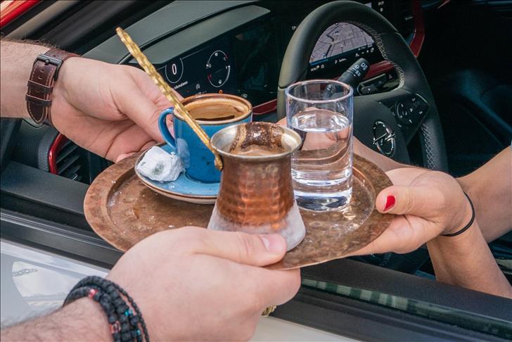 Opel, Uluslararası Kahve Günü'nü Türk kahvesi ile kutladı