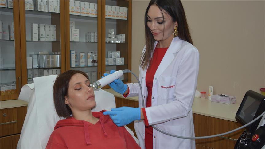 Medical Point Gaziantep Hastanesi'nden yaşlanmayı geciktiren tedavi yöntemleri
