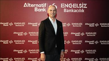 Alternatif Bank, Atatürk filmini işitme engelliler ile buluşturdu