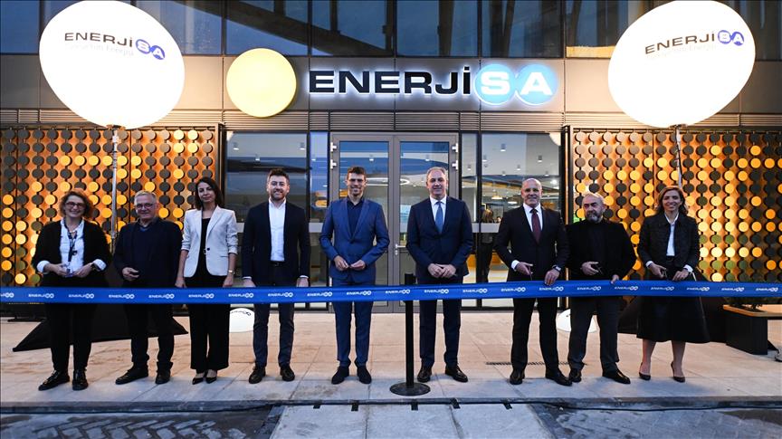 Enerjisa Enerji, Ankara Söğütözü Müşteri Hizmetleri Merkezi'ni sektöründe ilk olan konseptiyle açtı