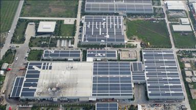 CW Enerji, İzmir'de faaliyet gösteren firmanın çatısına GES kurulumunu tamamladı