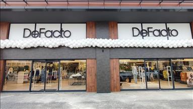 Bayramdan önce 6 mağaza birden açan DeFacto yurt içinde büyümesine devam ediyor