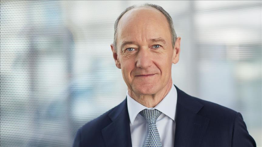 Siemens AG, şirketin üst yöneticisi Busch'un sözleşmesini 5 yıl uzattı