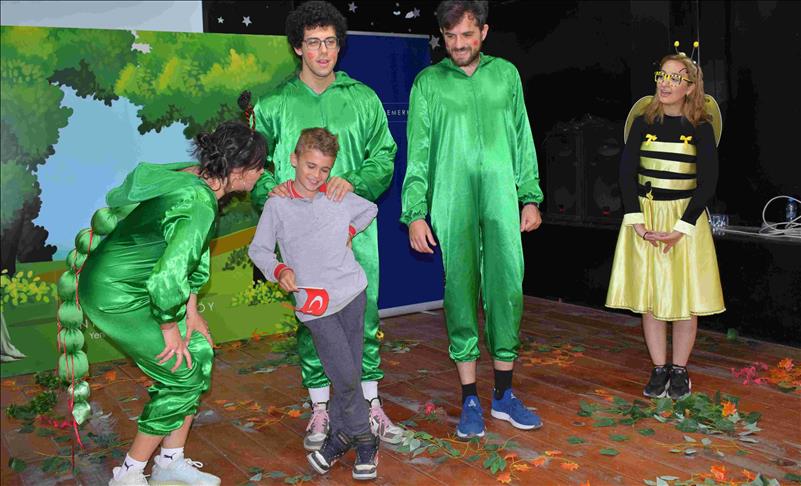 Yeniköy Kemerköy Enerji'den Milaslı çocuklara "Gezici Tiyatro"